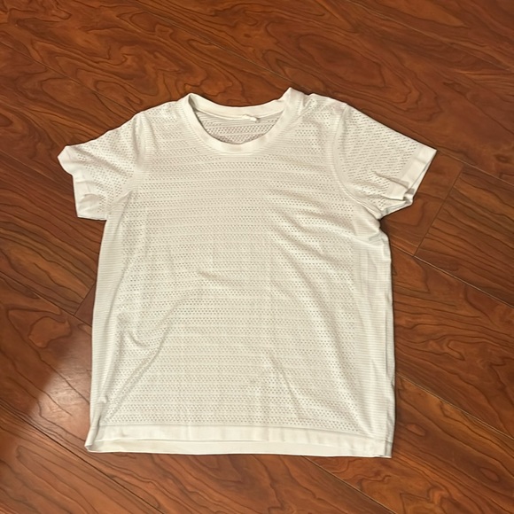 lululemon top - Picture 1 of 9